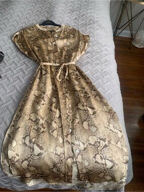 Banana Republic Beige and Brown Snake Print Midi Shirt Dress